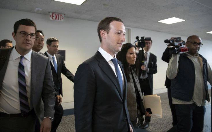 Πρόσβαση στα ιδιωτικά μηνύματα χρηστών του Facebook είχε η Cambridge Analytica